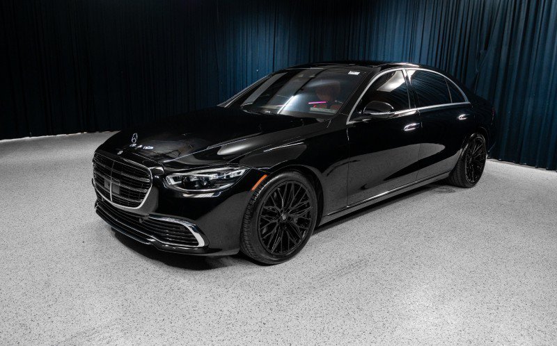 Used 2023 Mercedes-Benz S 580 4MATIC Sedan image 1