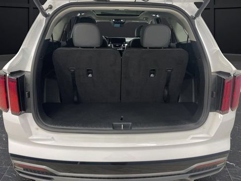 Used 2023 Kia Sorento SX image 15