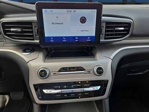 Certified 2023 Ford Explorer XLT w/ Equipment Group 202A image 17