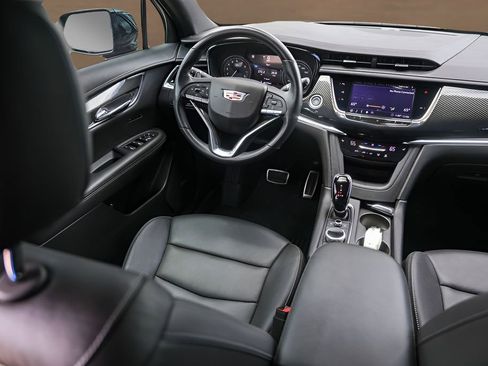 Used 2020 Cadillac XT6 Sport AWD/4WD image 29