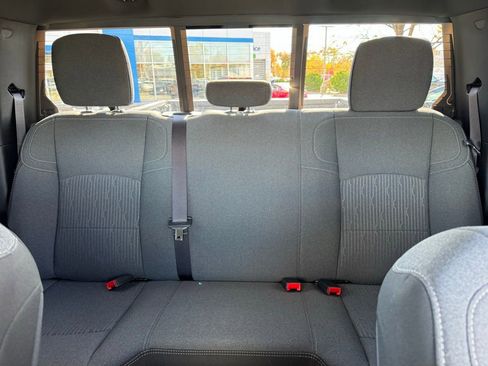 Used 2024 RAM 2500 Tradesman w/ Chrome Appearance Group image 16