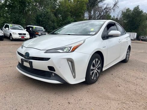 Used 2022 Toyota Prius LE AWD/4WD image 1