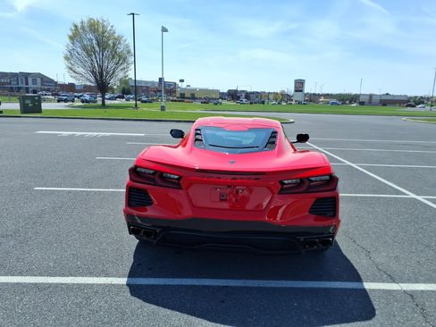 Used 2020 Chevrolet Corvette Stingray Coupe w/ Engine Appearance Package RWD image 5