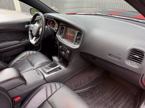 Used 2016 Dodge Charger SRT Hellcat w/ Harman/Kardon Audio Group RWD image 27