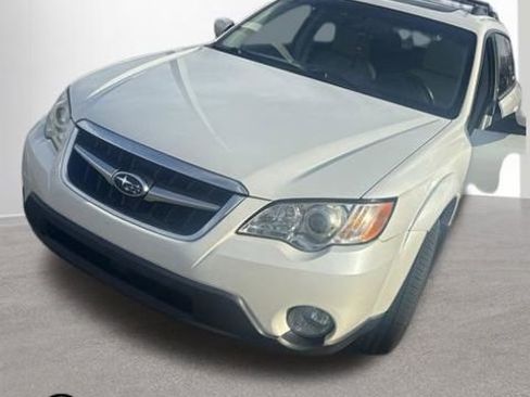Used 2009 Subaru Outback 2.5i Limited image 1