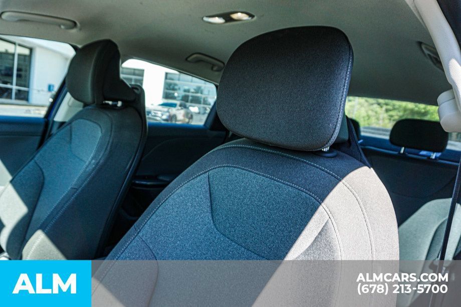 Used 2025 Kia K4 FWD image 17