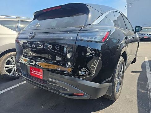 Certified 2025 Nissan Murano SL AWD/4WD image 8
