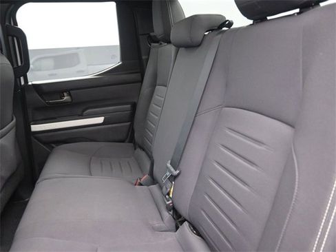 Used 2024 Toyota Tacoma TRD Off-Road image 12