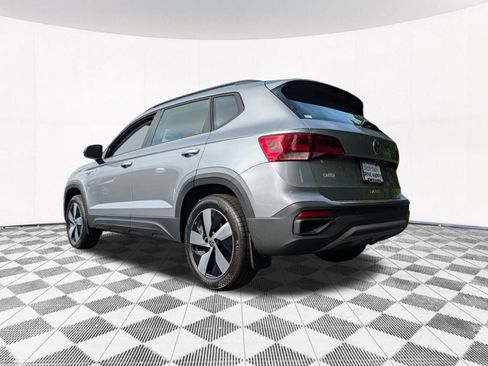 Used 2024 Volkswagen Taos S AWD/4WD image 11