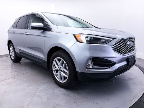 Used 2023 Ford Edge SEL w/ Convenience Package AWD/4WD image 9