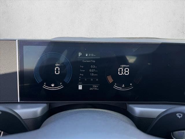 Used 2025 Hyundai Sonata SEL FWD image 15