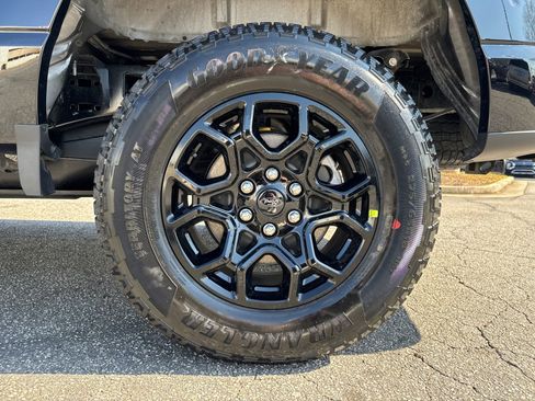 New 2026 Ford F150 XLT w/ Equipment Group 302A MID image 19