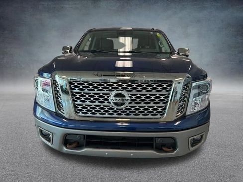 Used 2018 Nissan Titan Platinum Reserve w/ Platinum Utility Package AWD/4WD image 3