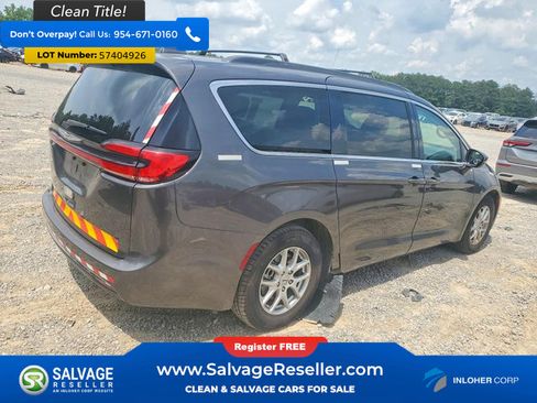 Used 2022 Chrysler Pacifica Touring-L FWD image 4
