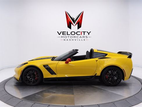 Used 2018 Chevrolet Corvette Z06 RWD image 19