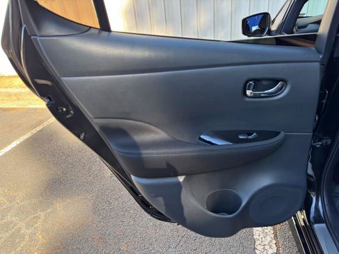 Used 2025 Nissan Leaf SV Plus FWD image 37
