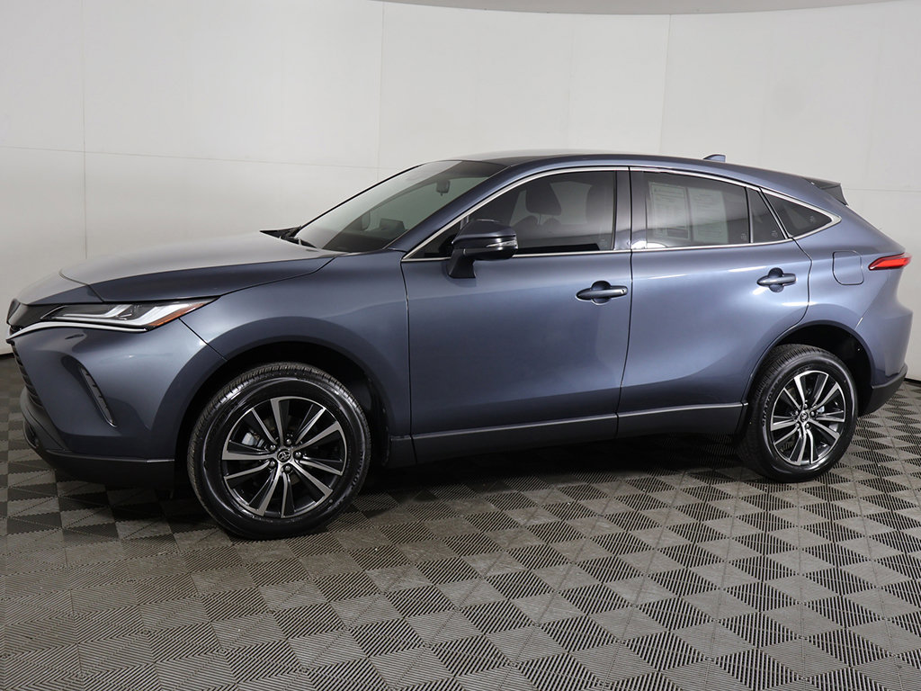 Used 2023 Toyota Venza LE AWD/4WD image 10