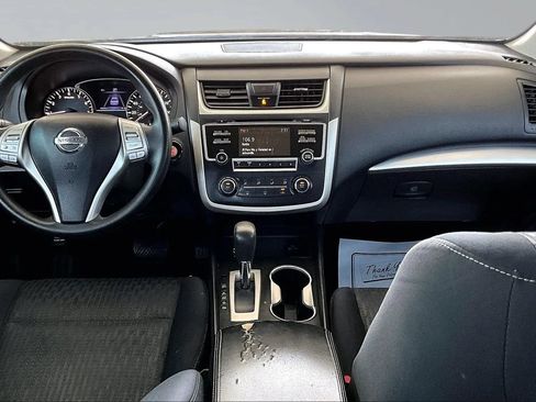 Used 2017 Nissan Altima 2.5 S w/ Power Driver Seat Package FWD image 7
