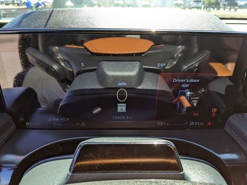 Used 2025 Lincoln Aviator Black Label AWD/4WD image 34