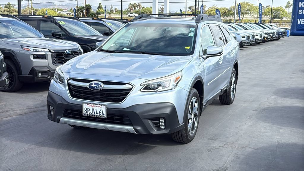 Used 2020 Subaru Outback Limited AWD/4WD image 3
