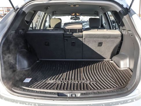 Used 2017 Hyundai Santa Fe Sport image 29