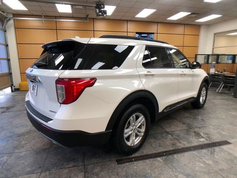 Certified 2024 Ford Explorer XLT w/ Equipment Group 202A AWD/4WD image 7