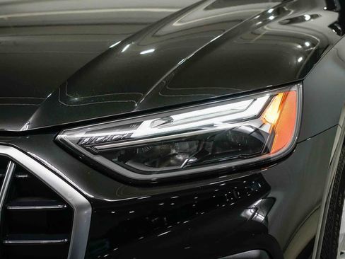 Used 2023 Audi Q5 2.0T Premium w/ Convenience Package image 7