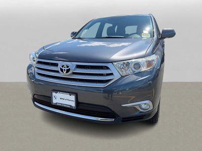 Used 2011 Toyota Highlander Limited w/ Tow Pkg
