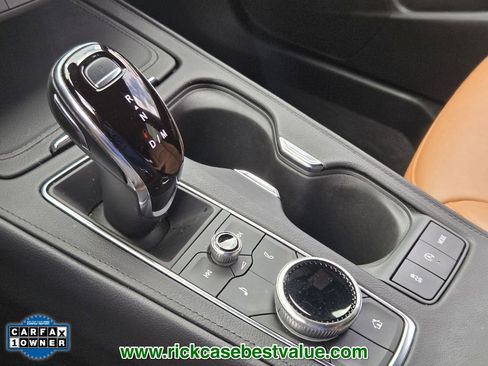 Used 2023 Cadillac XT4 Premium Luxury image 27