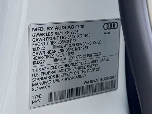 Used 2020 Audi Q8 Premium Plus w/ Premium Plus Package image 36