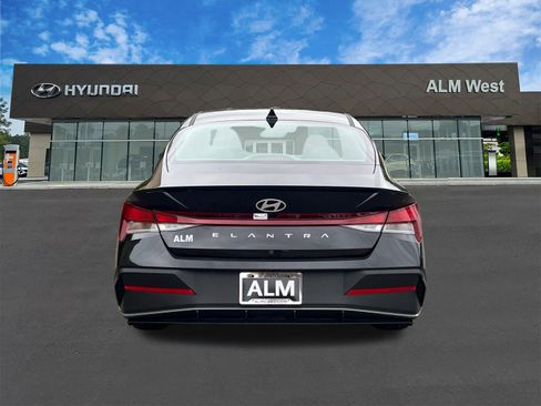 New 2026 Hyundai Elantra Sport image 6