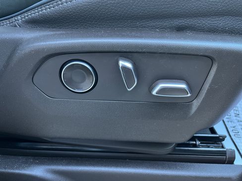 Used 2021 GMC Yukon Denali image 19