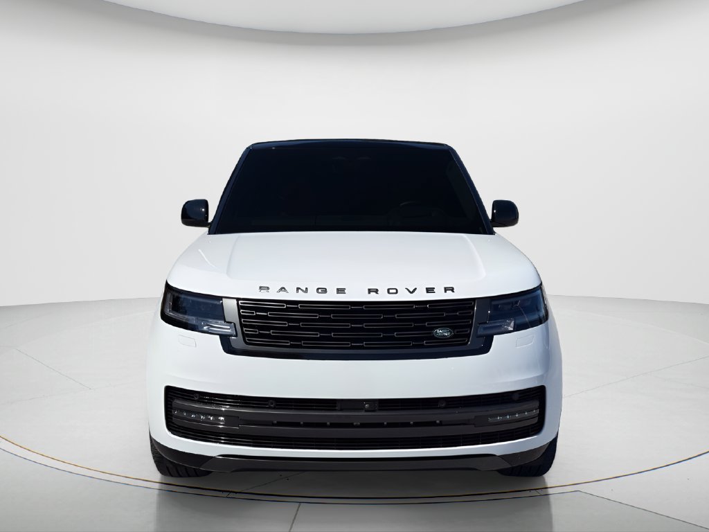 Used 2026 Land Rover Range Rover Long Wheelbase SE AWD/4WD image 2