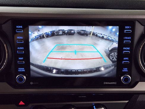 Used 2020 Toyota Tacoma SR5 image 38