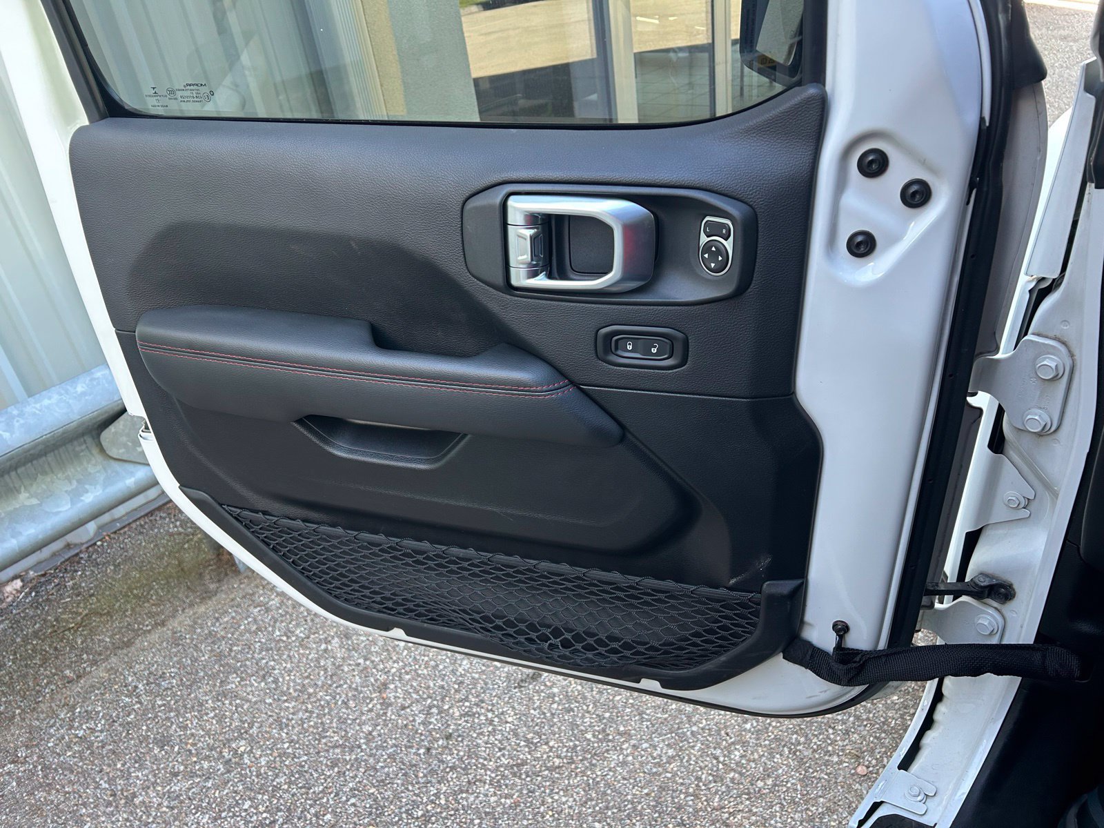 Used 2021 Jeep Gladiator Rubicon w/ Uconnect 4C Nav & Sound Group AWD/4WD image 13