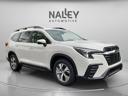 Used 2023 Subaru Ascent Premium w/ Convenience Package image 10