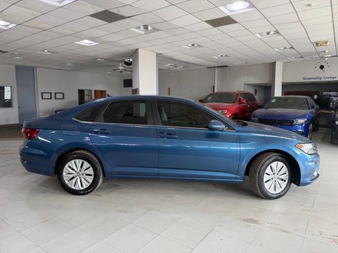 Used 2020 Volkswagen Jetta SE image 12