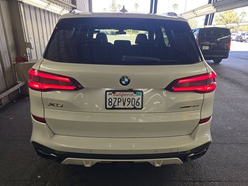 Used 2022 BMW X5 xDrive40i w/ M Sport Package AWD/4WD image 5