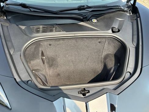 Used 2023 Chevrolet Corvette Stingray Premium Conv w/ Z51 Performance Package RWD image 21