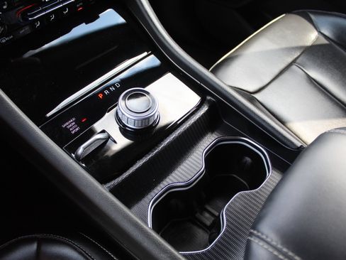 Used 2024 Jeep Grand Cherokee Limited image 45