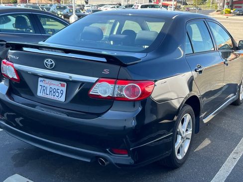 Used 2011 Toyota Corolla S image 2