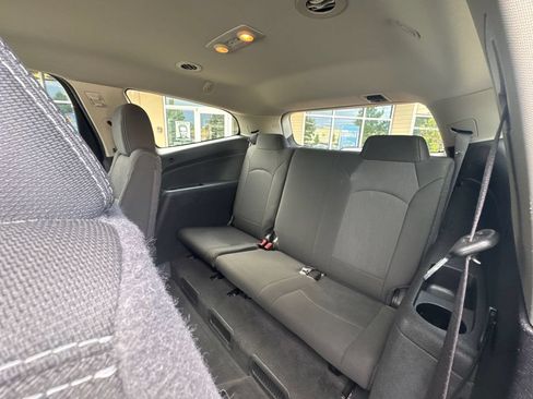 Used 2015 Chevrolet Traverse LT AWD/4WD image 25