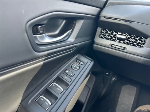 New 2025 Honda Accord SE image 15