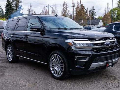 Used 2024 Ford Expedition Limited AWD/4WD image 1