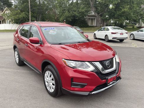Used 2017 Nissan Rogue S AWD/4WD image 7