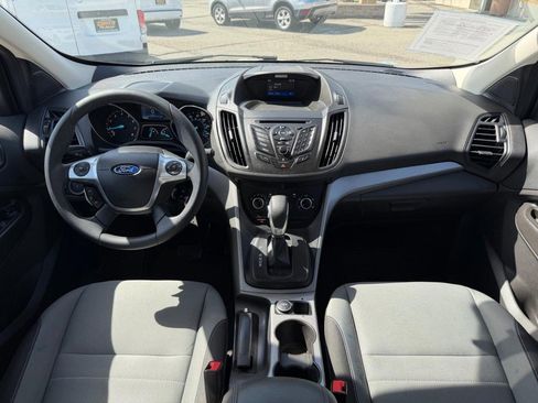 Used 2016 Ford Escape SE image 23