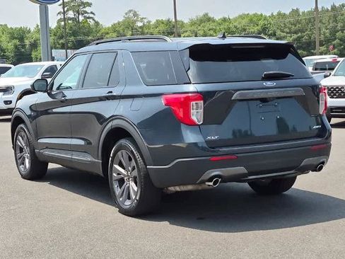Certified 2023 Ford Explorer XLT w/ Equipment Group 202A AWD/4WD image 4