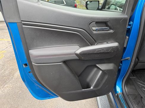 Used 2024 Chevrolet Colorado Z71 w/ Z71 Convenience Package 2 image 19