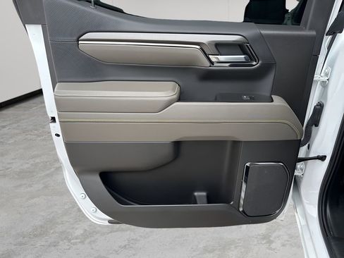 Used 2024 Chevrolet Silverado 1500 ZR2 w/ LPO, Dark Essentials Package image 17