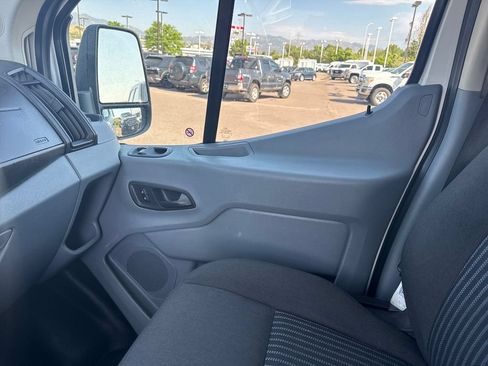 Used 2018 Ford Transit 250 130 Low Roof w/ Exterior Upgrade Package RWD image 23